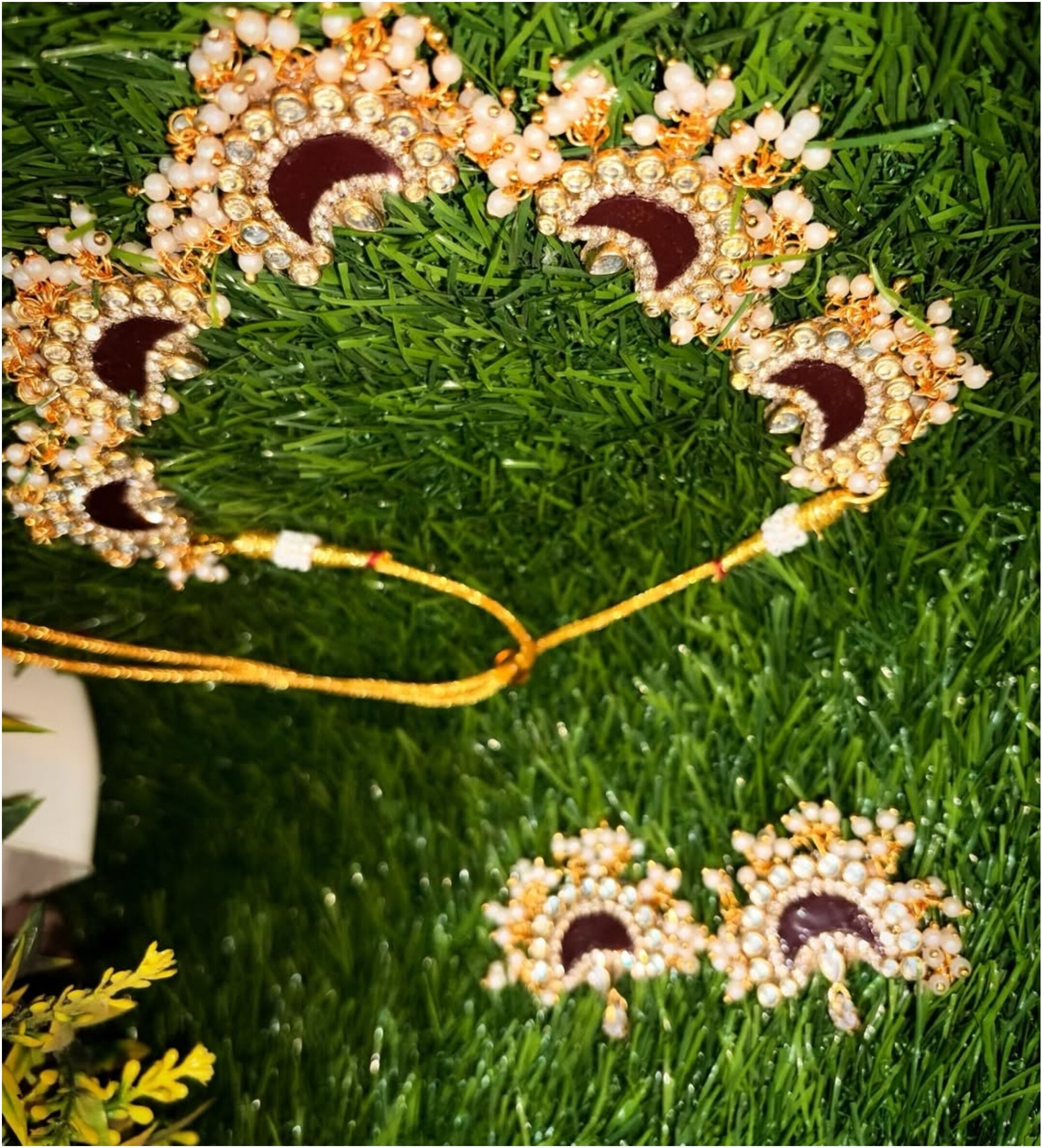 Maroon Mirror Choker